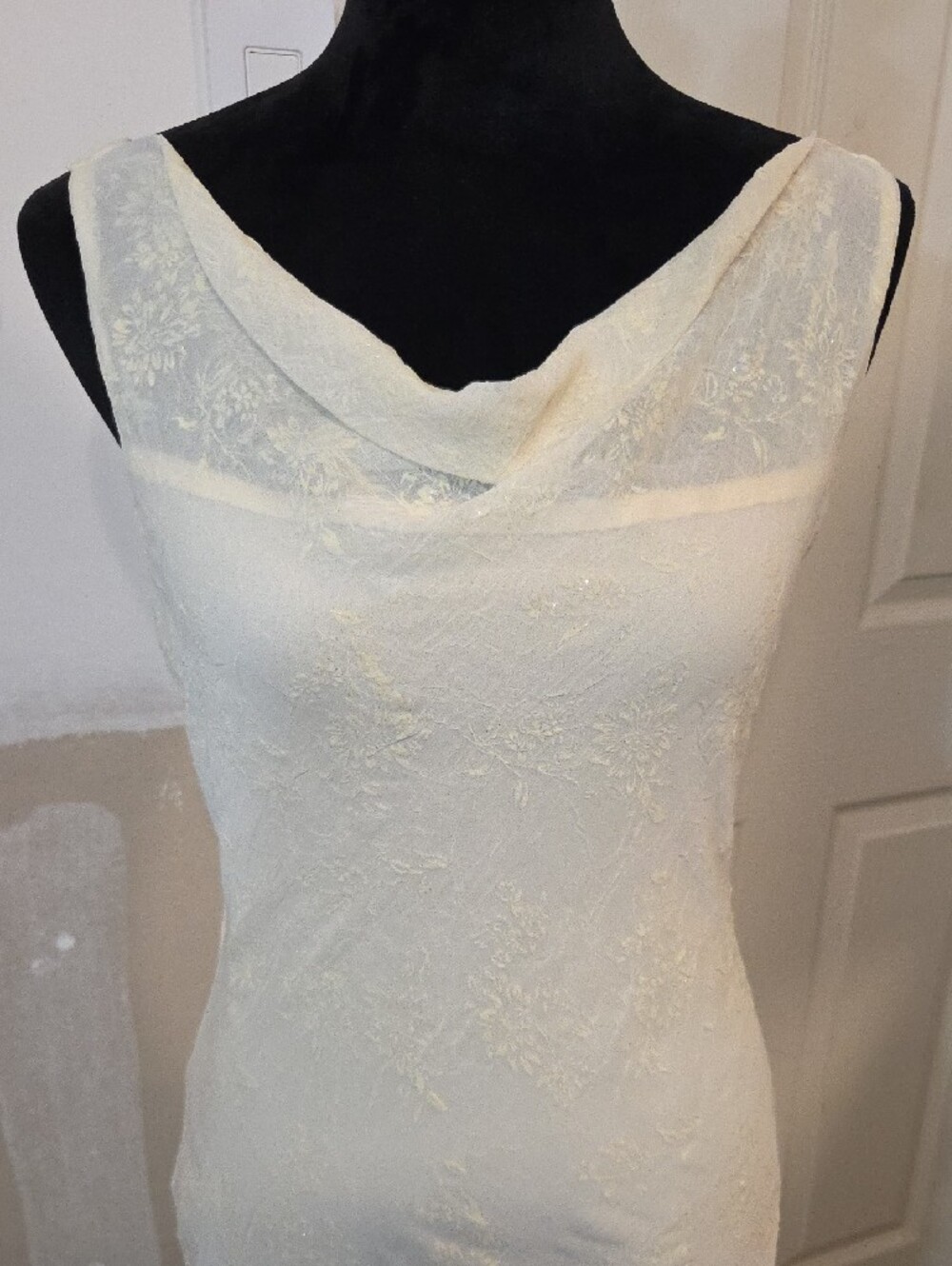 B. Smart Vintage Ivory Cowl-Neck Lace Maxi Dress USA Sleeveless Flowy Shimmery - Picture 2 of 12